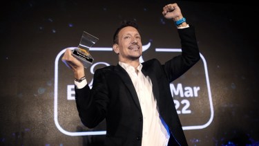 El premio Estrella de Mar de Oro 2022 fue para Nicolás Vázquez. Foto: Télam