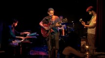 Imagen de Las Veces, el flamante proyecto de los Spinetta, de gira por el Alto Valle y la cordillera
