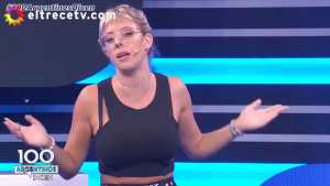 Nati Jota debutó en 100 argentinos dicen y recibió un curioso regalo