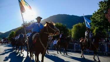 Desfile aniversario San Martín de los Andes . Foto Patricio Rodriguez
