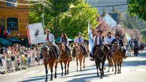 San Martín festejó su 124 aniversario con su tradicional desfile y anuncios de obras
