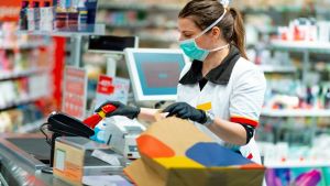 Empleados de Comercio acordó un aumento de 54% anual y elevó el básico a $90.000
