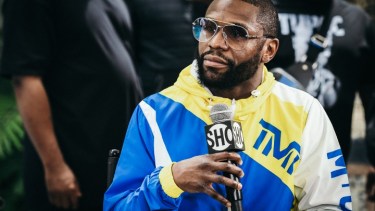 El equipo de Mayweather se alista para debutar en la Nascar