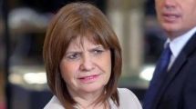 Imagen de Patricia Bullrich propuso eliminar los planes sociales y recibió un fuerte cruce del Gobierno