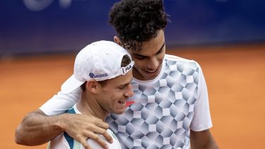 Schwartzman y Cerúndolo son amigos afuera de la cancha y fueron rivales en cuartos de final. 