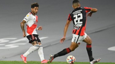 Milton Casco jugó como lateral izquierdo en River, fue uno de los cambios de posición que metió Gallardo. 