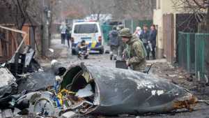 Ucrania confirma que Rusia se retira del norte y avanza otro intento de evacuar Mariupol