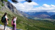 Imagen de Un paseo por la Comarca Andina: el plan ideal para descubrir paisajes y relajarte