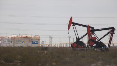 Iuliano anunció que ya sellaron preacuerdos con otras compañías para el desarrollo del oleoducto y el nuevo puerto petrolero en Río Negro.