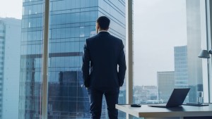 Quedarse o renunciar, una incógnita que se vuelve tendencia