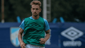 El roquense Gastón Gil Romero es baja en Atlético Tucumán para jugar frente a Newell&#8217;s