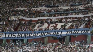 Detuvieron a barras de River con armas camino a Salta