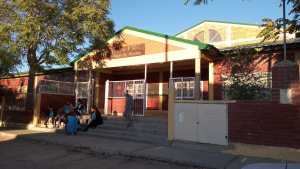 No pueden dar con el «sicario» que recluta «soldaditos» en medio de la guerra narco de Roca