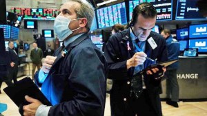 Mercados: suben las acciones y los bonos a la espera de la aprobación del FMI