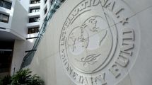 Imagen de FMI: advierten por los altos riesgos de implementación del acuerdo