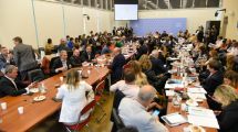 Imagen de FMI: así quedó el proyecto unificado que acordó el Gobierno con la oposición