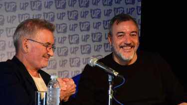 Álvarez y Aguiar, durante la conferencia de presentación, en Casa de la Cultura de Roca. (Fotos: Emiliana Cantera)