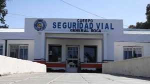 Tras los festejos, secuestraron ocho vehículos por alcoholemia positiva en la Ruta 22, en Roca