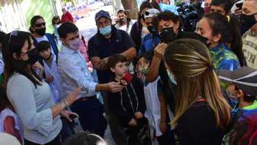 Los padres sustuvieron una acalorada conversación con la coordinadora del Consejo. Foto Emiliana Cantera