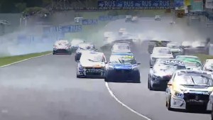 Tremendo accidente en la largada de la Clase 2 del TN