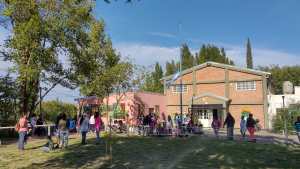 Firmaron el contrato para iniciar con las obras en la escuela 109 de Cipolletti