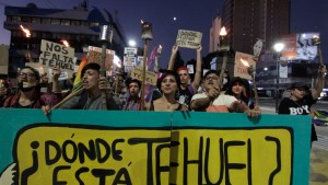 Así fue la marcha de antorchas en Neuquén a un año de la desaparición de Tehuel de la Torre