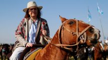 Imagen de Bullrich tendrá que declarar por un allanamiento a una comunidad mapuche de Neuquén
