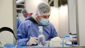 38 muertos y 2.082 nuevos contagios de coronavirus en la Argentina