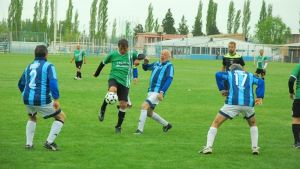 Murió un jugador en un torneo de fútbol de veteranos en Neuquén