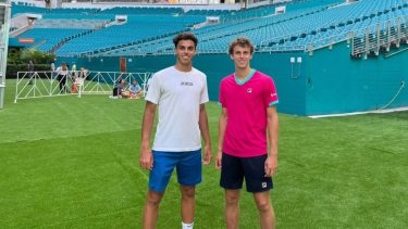 Los hermanos Cerúndolo se enfrentarán en los octavos de final del Argentina Open.