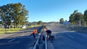 Vialidad Nacional comenzó con la limpieza de la Ruta 22 desde Chichinales a Villa Regina