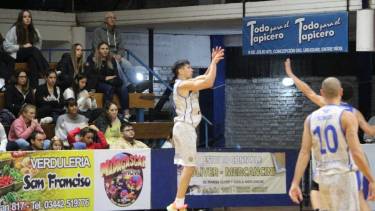 Maranguello fue goleador de Del Progreso en su victoria sobre Parque Sur. Foto: prensa Parque Sur