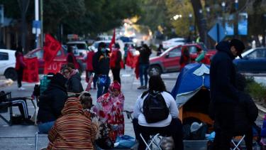 Las organizaciones retomarán el acampe mañana si hoy no acuerdo con Provincia. (Foto Archivo Matías Subat).-