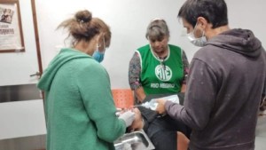 Una portera sufrió quemaduras al explotarle un horno en la Escuela Especial 15 de Huergo