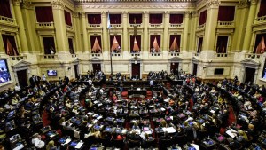 Esto es en off: Chicanas, silencios y ausencias en el voto regional por el FMI