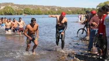El triatlón dará el puntapié inicial para los festejos de la Fiesta Provincial de la Vendimia. (Foto archivo)