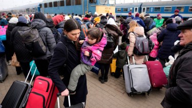 Polonia es el principal destino de los refugiados ucranianos que ayer se apuraron a salir por el corredor humanitario.