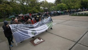 Día de la Memoria: en Viedma marcharon en la plaza San Martín