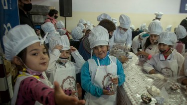 Unos 1.200 chicos participaron de "Chocolates por un día". Foto: Marcelo Martínez