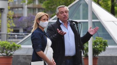 La primera dama redujo sus actividades, a poco de la llegada de su primer hijo.-