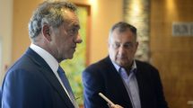 Imagen de Scioli promete un regreso masivo de brasileños a Bariloche