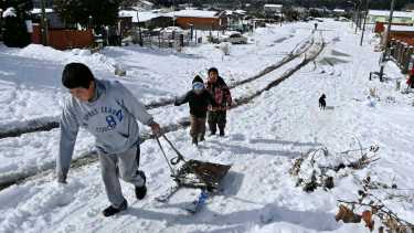 Así está Bariloche, en medio de la nieve: recorrida fotográfica por los barrios de la ciudad