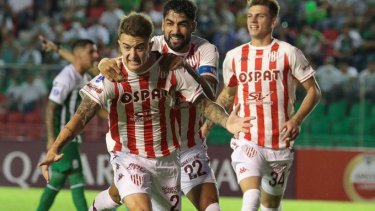 Calderón abrió la cuenta para Unión de Santa Fe en la victoria sobre Oriente Petrolero. 