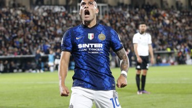 Lautaro se sacó la mufa en la visita a Spezia y anotó el segundo gol luego de ingresar en el complemento. 