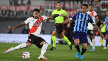 River no puede romper el cero contra Atlético Tucumán. (Foto: @RiverPlate)