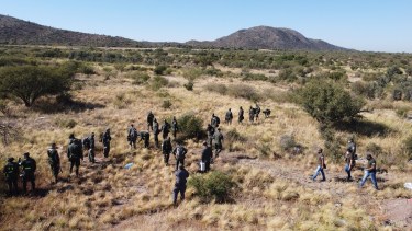 Hallaron prendas de vestir y restos óseos durante un rastrillaje para encontrar a Guadalupe Lucero. Foto: Télam 