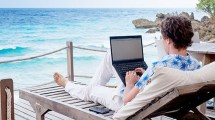 Imagen de Desconectarse: la mayoría de los argentinos no pudo olvidarse del trabajo ni en vacaciones