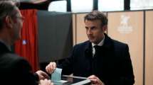 Imagen de Emmanuel Macron y Marine Le Pen van al ballottage por la presidencia de Francia