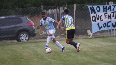 El equipo de Viedma perdió la fecha pasada frente al conjunto de Juventud Unida de San Luis. Foto: Pablo Leguizamon. 