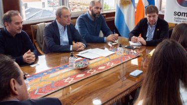 Funcionarios de Tierra del Fuego se reunieron con representantes de la empresa MMEX para la presentación de proyectos sobre energía verde para la provincia. Foto: Gentileza. 
